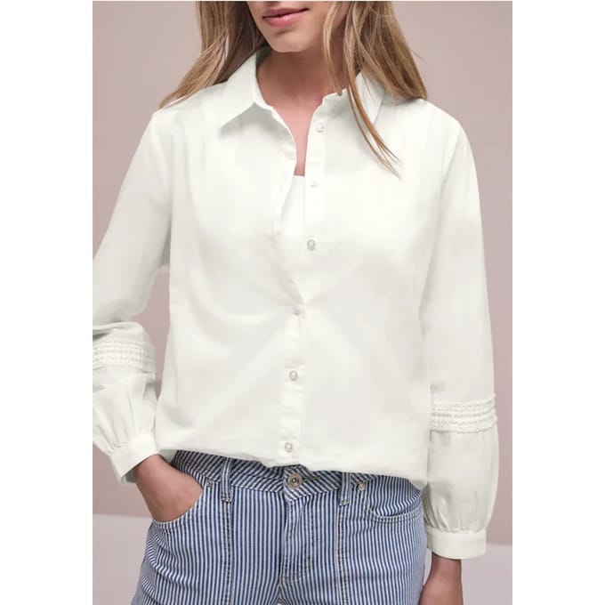 Blouse met lange mouwen en gehaakte details