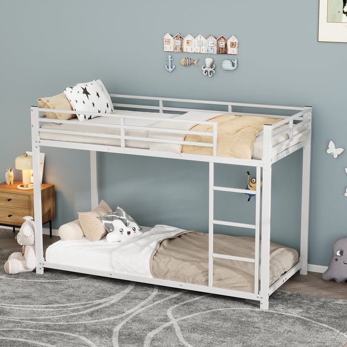 REDOM etagenbed 90x200 cm – Metalen frame wit – 26 cm veiligheidsranden – 23 latten per bed
