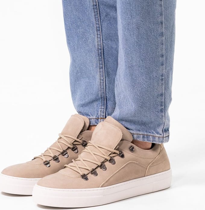 Manfield - Heren - Licht grijze nubuck sneakers - Maat 41