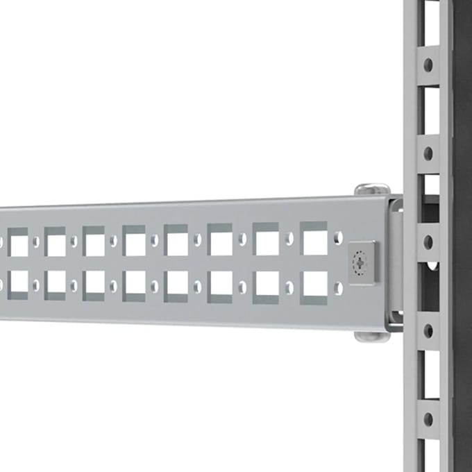 nVent HOFFMAN CLPF600 (VE4) CLPF600 (VE4) Click-in profiel Staal 4 stuk(s) Piece