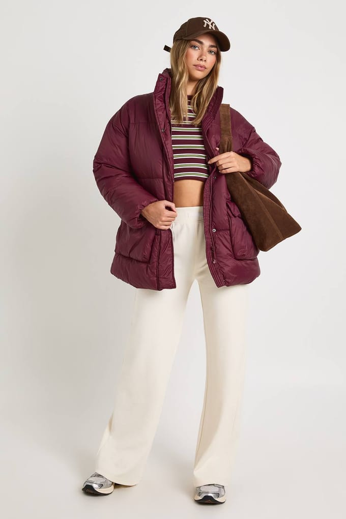 boohoo Dames Oversized pufferjas met capuchon | Burgundy | Maat: 14