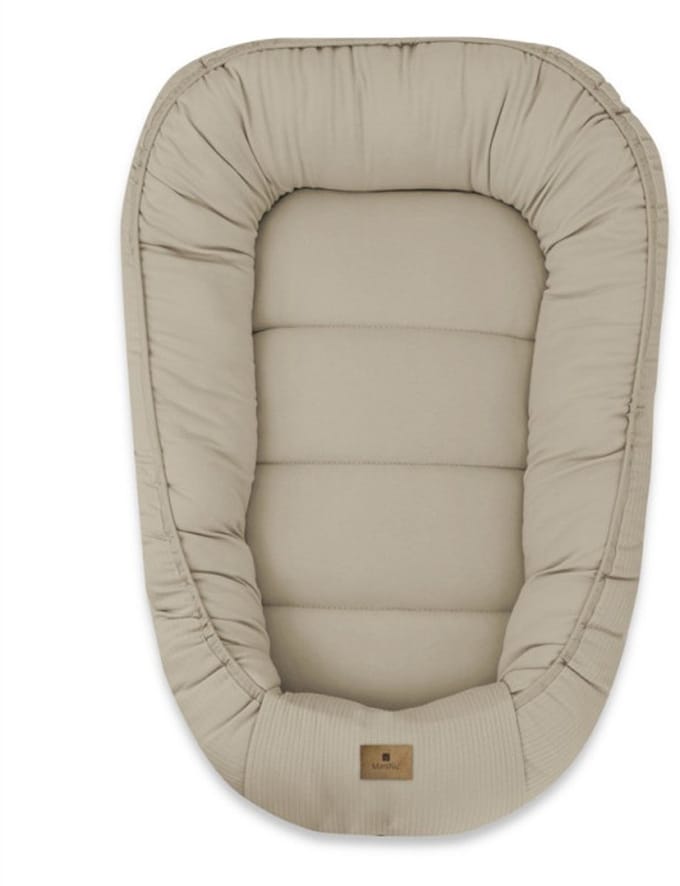 Babynestje Cozy van Zacht Jersey Mokka – Luxe Comfort voor je Baby