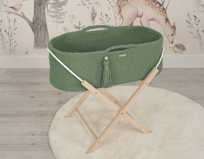 Moses mand BOHO Handgemaakt met standaard - pistache