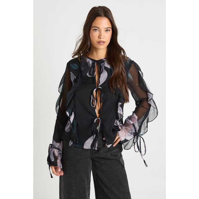 boohoo Dames Bloemen chiffon blouse met strik aan de voorkant | Black | Maat: 6