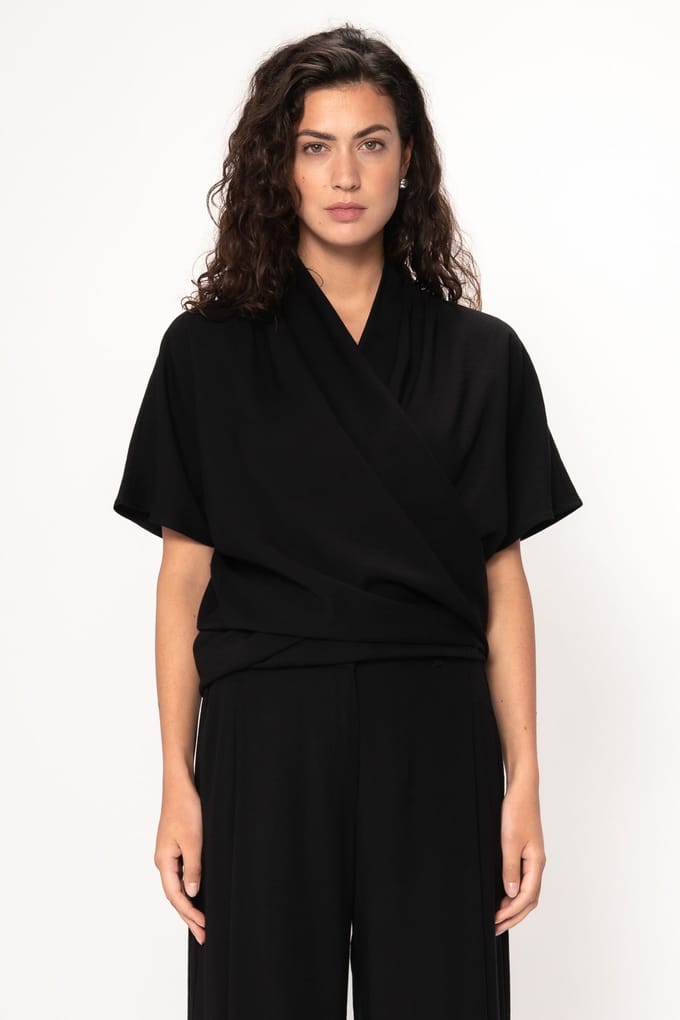VIVEH Novae Top Black Größe: 34/36 | Blusen Outlet | Damen | Schwarz