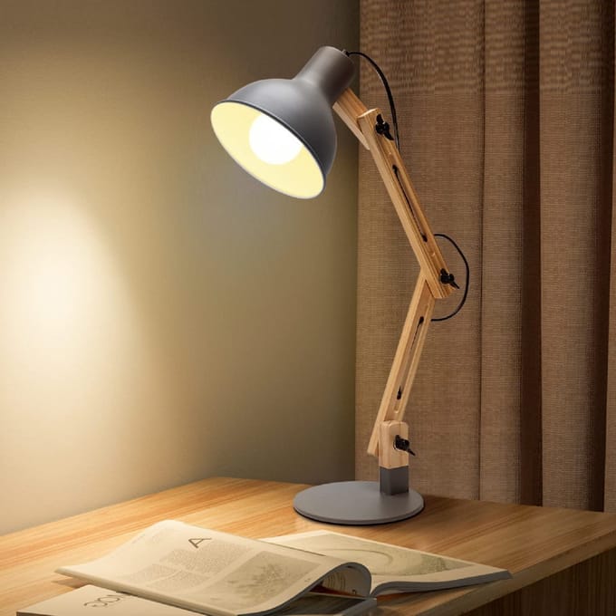 Aigostar Bureaulamp - Verstelbare Leeslamp - Houten Arm - E27 Fitting - Grijs