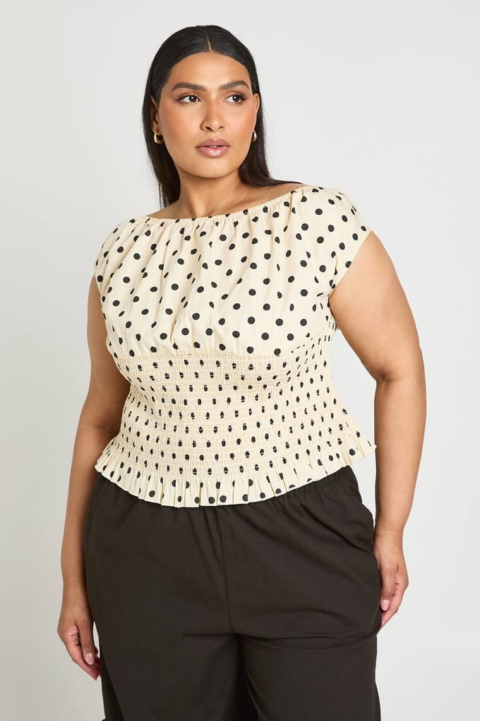 boohoo Dames Plus Polkadot Crêpe Bardot Top | Citroen | Maat: 50