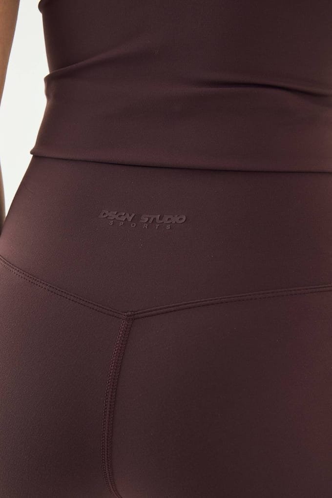 Dames Dsgn Studio Ultra Sculpt Wikkel Taille Fietsshort | Chocoladebruin | Maat: Medium