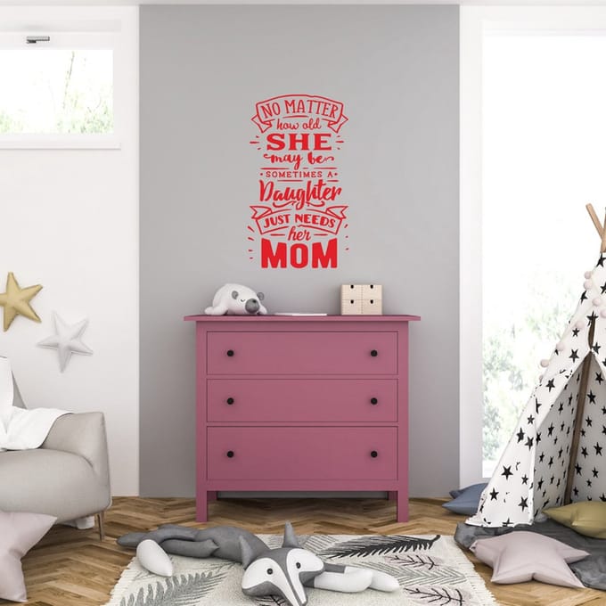 Muursticker - A Daughter Just Needs Her Mom - 58 x 99 - Rood
