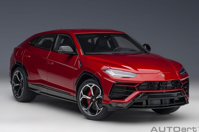 AUTOart 1/18 Lamborghini Urus, Rosso Efesto