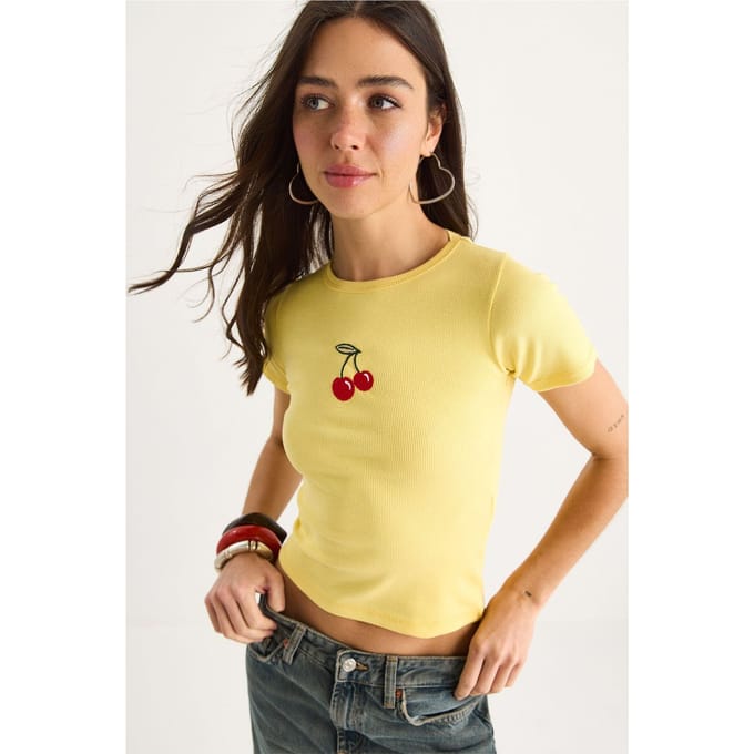 Geborduurde Geribde Crop Top
