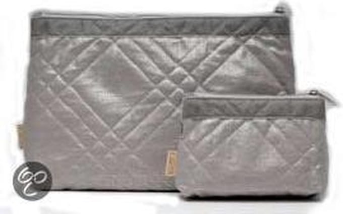 Karen Silver - Toilettasset-2 Delig - Zilver
