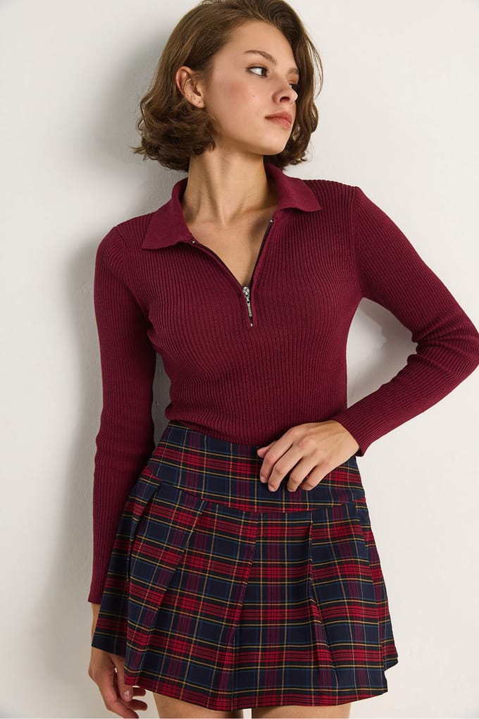 Sweater met Ritskraag