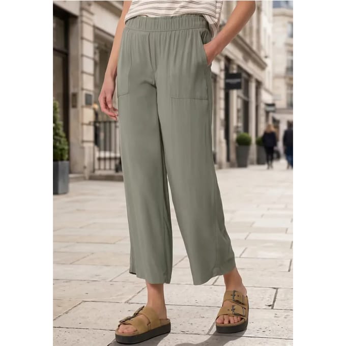 Wide Legs culottes in Loose Fit