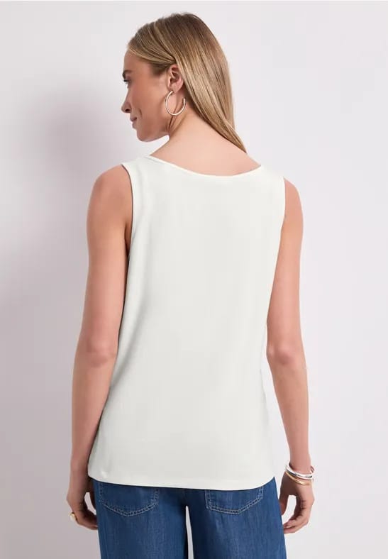 Top met V-hals en knoopdetail