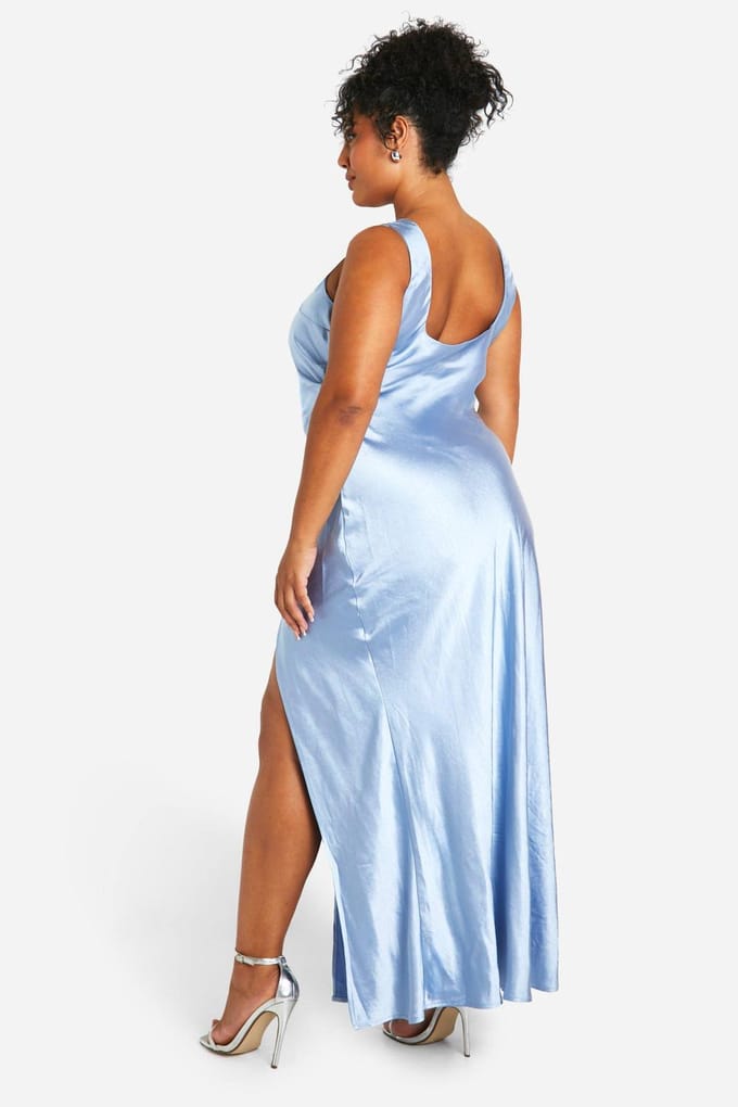 boohoo Dames Plus Bridesmaid Satijn Vierkante Hals Maxi Jurk | Blauw | Maat: 44
