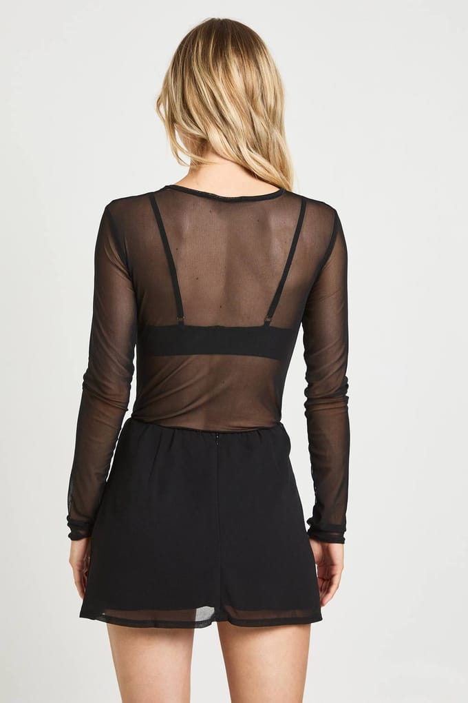 boohoo Dames Petite Chiffon Minirok | Black | Maat: 8