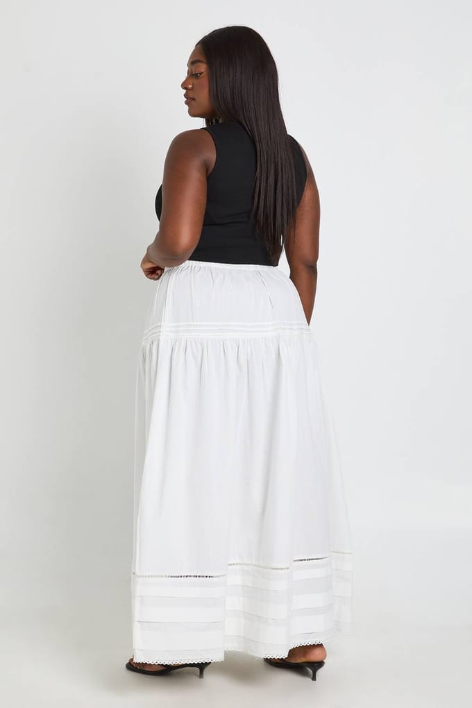 boohoo Dames Plus Katoenen Geborduurd Maxi Rok | Wit | Maat: 48