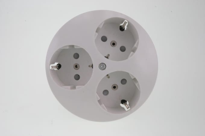 Uni Inbouw Stopcontact - 3-voudig - Rond - Randaarde - Polarwit