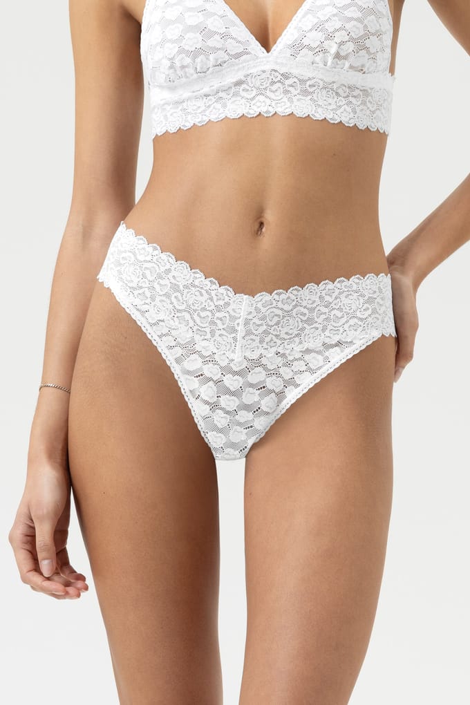 String Serie Savage Lace Wit