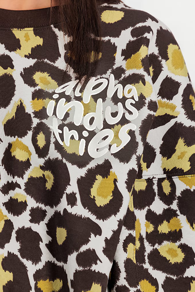 Alpha Industries Logo Sweater Camo Olive Leo Camo Größe: S | Pullover Outlet | Damen | Grün