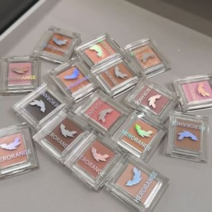 HERORANGE - Glamorous Monochrome Eyeshadow - 1-18 #H18 - 2.2g