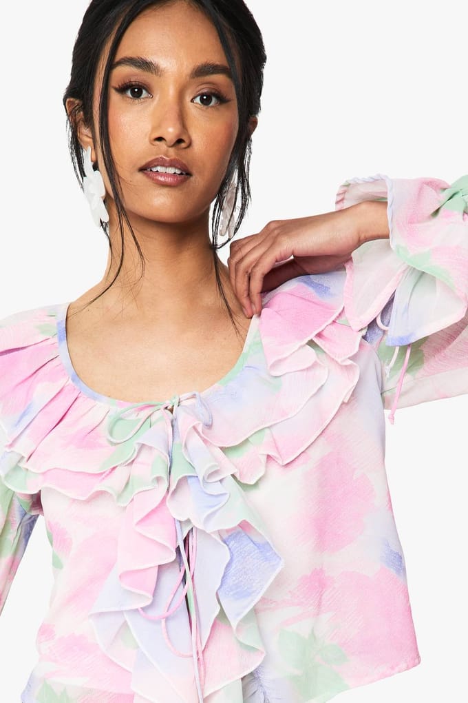 boohoo Dames Bloemen Chiffon Ruffle Blouse | Blush | Maat: 34