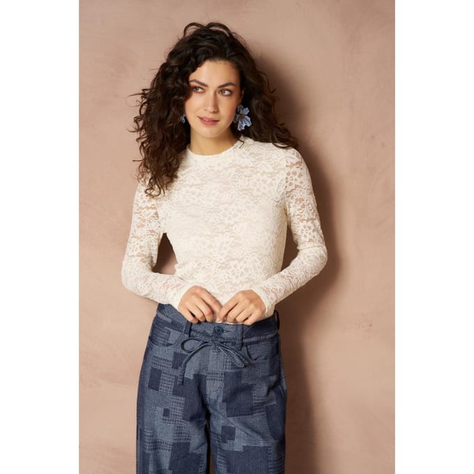 Lofty Manner beige dames top   Ronde hals   Regular fit   Geen zakken   Kant patroon   Lange mouw Beige XS