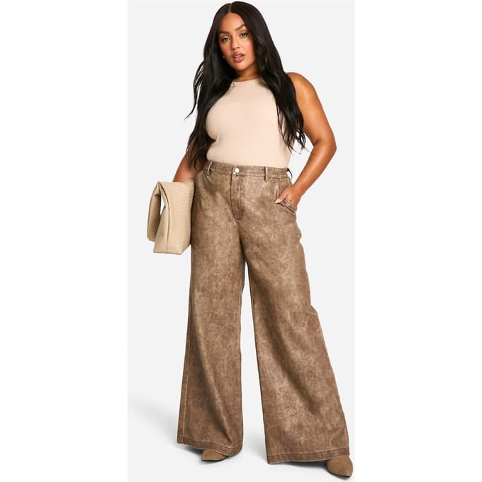 boohoo Dames Plus Hoge Taille Washed PU Wijde Broek | Light Brown | Maat: 54
