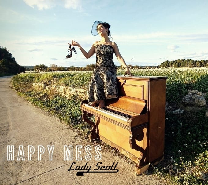 Lady Scott & Delphine Scotti - Happy Mess (CD)