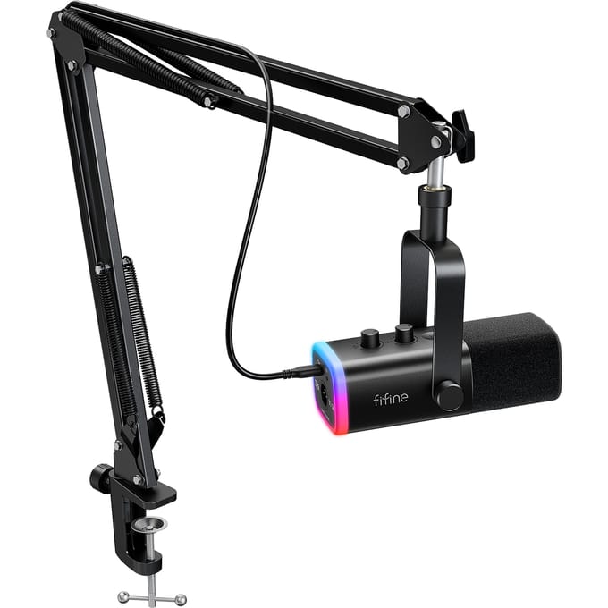 FIFINE XLR/USB Gaming Microfoon Kit met Koptelefoonaansluiting/Mute/RGB/Arm Stand, dynamische Microfoon Set voor PC PS5/4 Mixer AmpliGame AM8T AM8TW