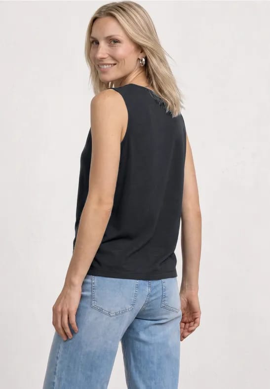 Silk-Look top met watervalhalslijn