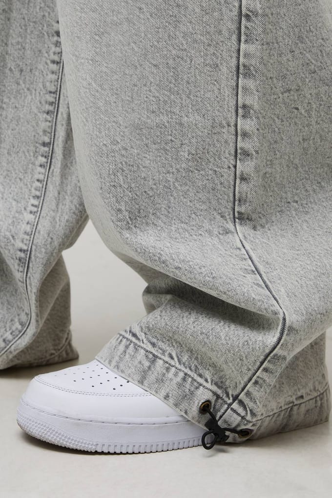 Essential Parachute Fit Jeans | Ice Grey | Size 52R