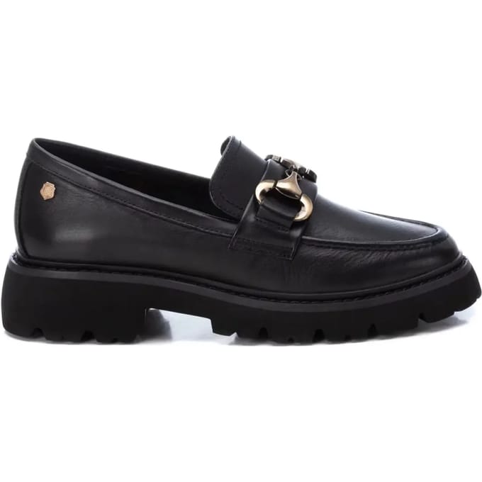 Dames mocassins met decoratieve ketting Carmela