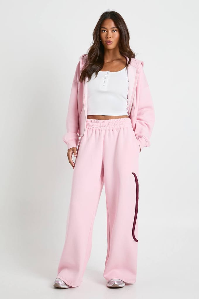 boohoo Dames Ath Archive Jogger met rechte pijpen en applique van dezelfde stof | Roze | Maat: Medium