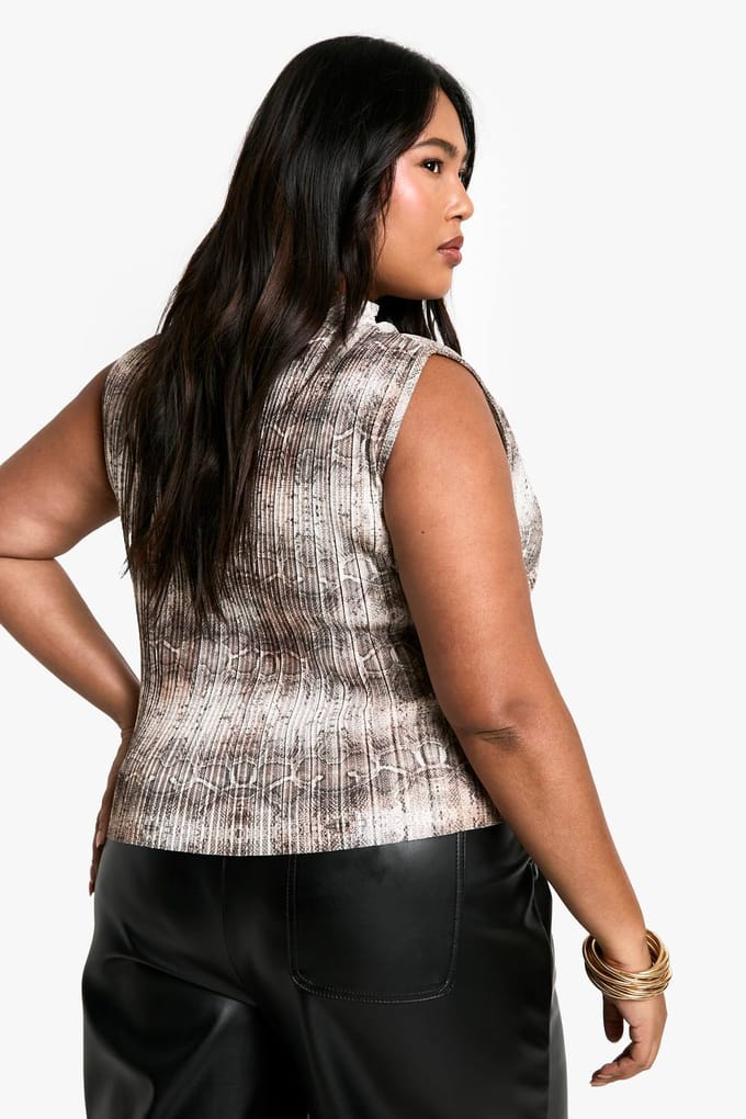 boohoo Dames Plus Hoge Hals Plisse Slangentop | Grey | Maat: 24