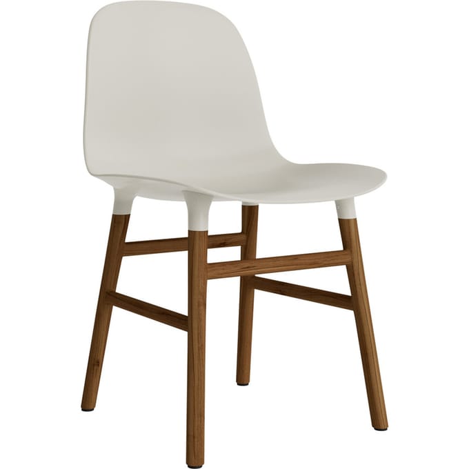 Normann Copenhagen Form stoel met houten frame - NormannCopenhagenFormLightGrey - notenhout