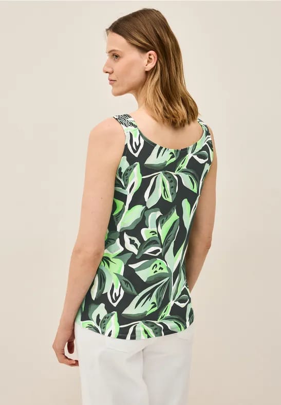 Top met gesmokte details