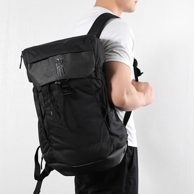 Sac à dos décontracté Nike Kyrie en polyester Unisexe Noir BA5788-010 Black gray