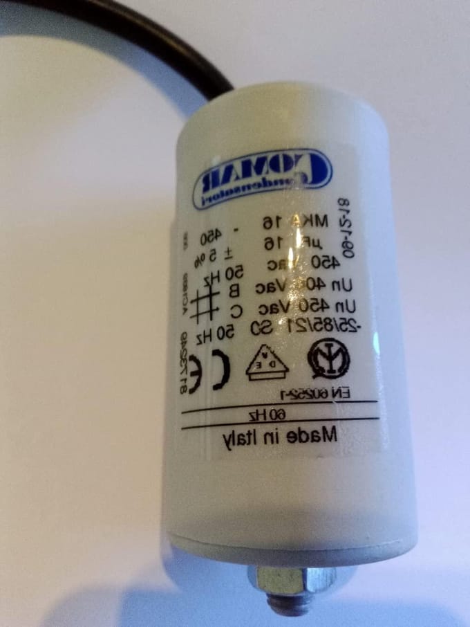 Condensator - Startcondensator Motor - Motor Starten - Aluminium Constructie - 16 Microfarad - Niet Van Toepassing