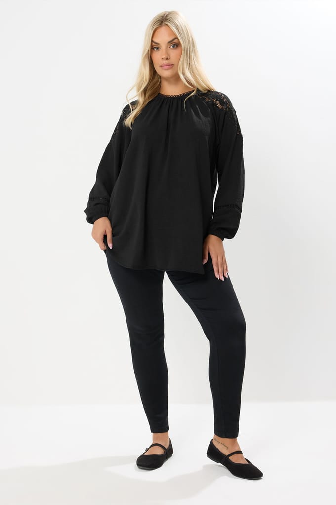 Yours Zwarte Blouse Met Kanten Inzetstuk Size 48