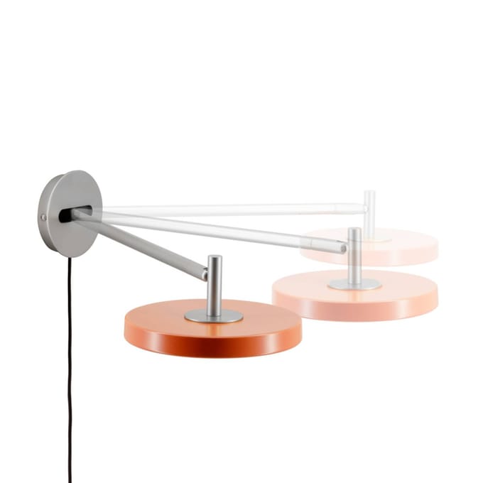 UMAGE LED wandlamp Asteria Long, oranje, staal, stekker