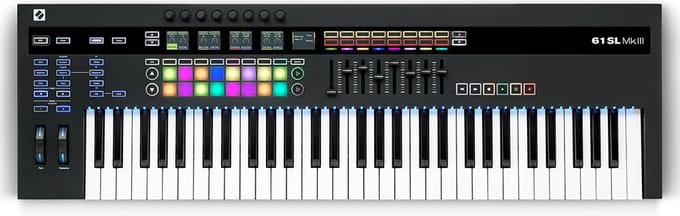 Novation 61SL MkIII - MIDI Keyboard Controller - 61 Toetsen Semi-Gewogen - 8-Track Sequencer - CV/Gate - USB