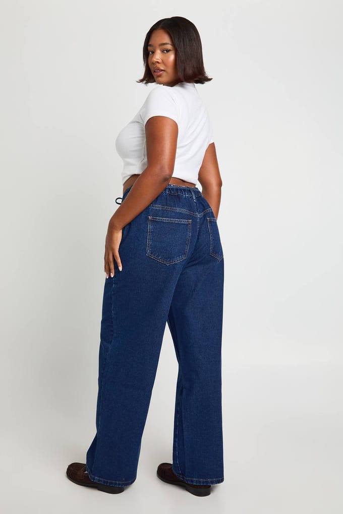 boohoo Dames Plus Elastische Achterkant Strikband Trekkoord Rechte Pijp Jeans | Indigo | Maat: 44