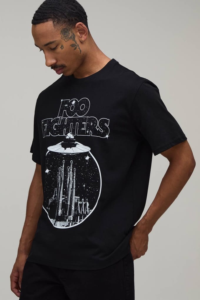 Oversized Foo Fighters Ruimte Licentie Print T-shirt | Black | Size Large