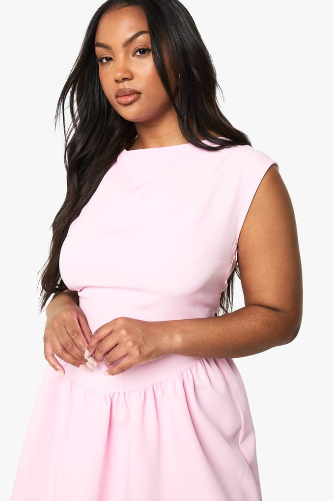 boohoo Dames PLUS SLASH NECK MINijURK | Baby Pink | Maat: 24