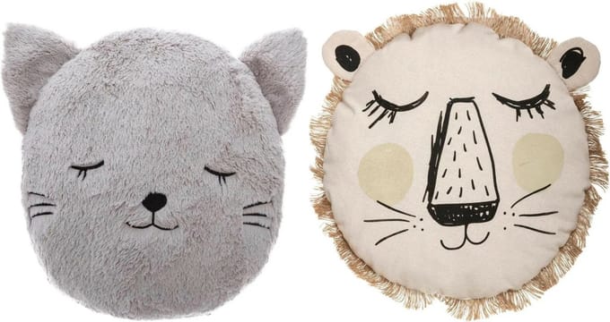 Dieren sierkussen set kinderkamer - kat/poes en leeuw - 38/27 cm - polyester