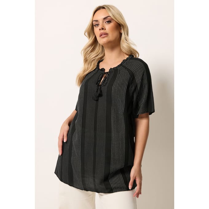 Yours Zwarte Geborduurde Blouse Met Een Hals Met Inkeping Size 48
