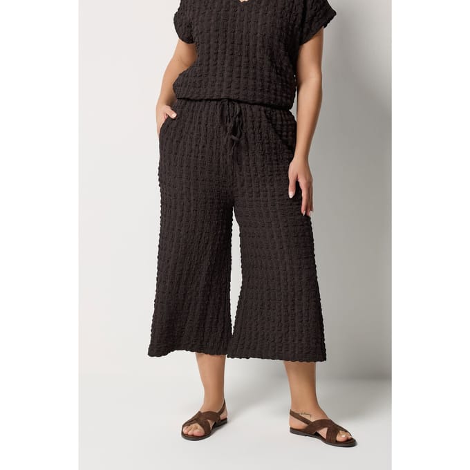 Yours Bruine Cropped Broek Met Bubbeltextuur Size 42