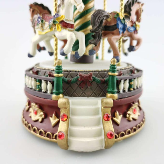 Carrousel Muziekdoos Kerstcadeau Creatieve Hars Ambachten Ornamenten donkerrode kleur